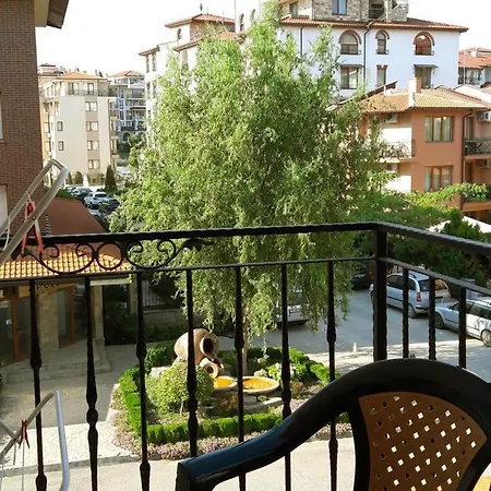 Apollon In Nessebar Апартаменты