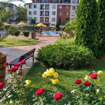 Апартаменты Apollon In Nessebar Равда